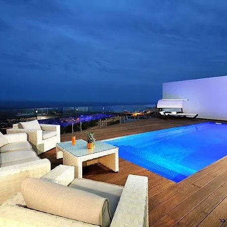 Villa Aqua Boutique Safed Exterior photo
